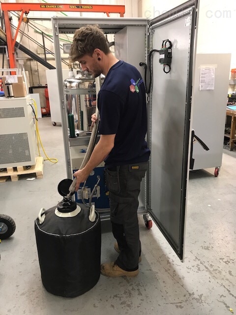 智能型科研机构用全自动液氮发生器