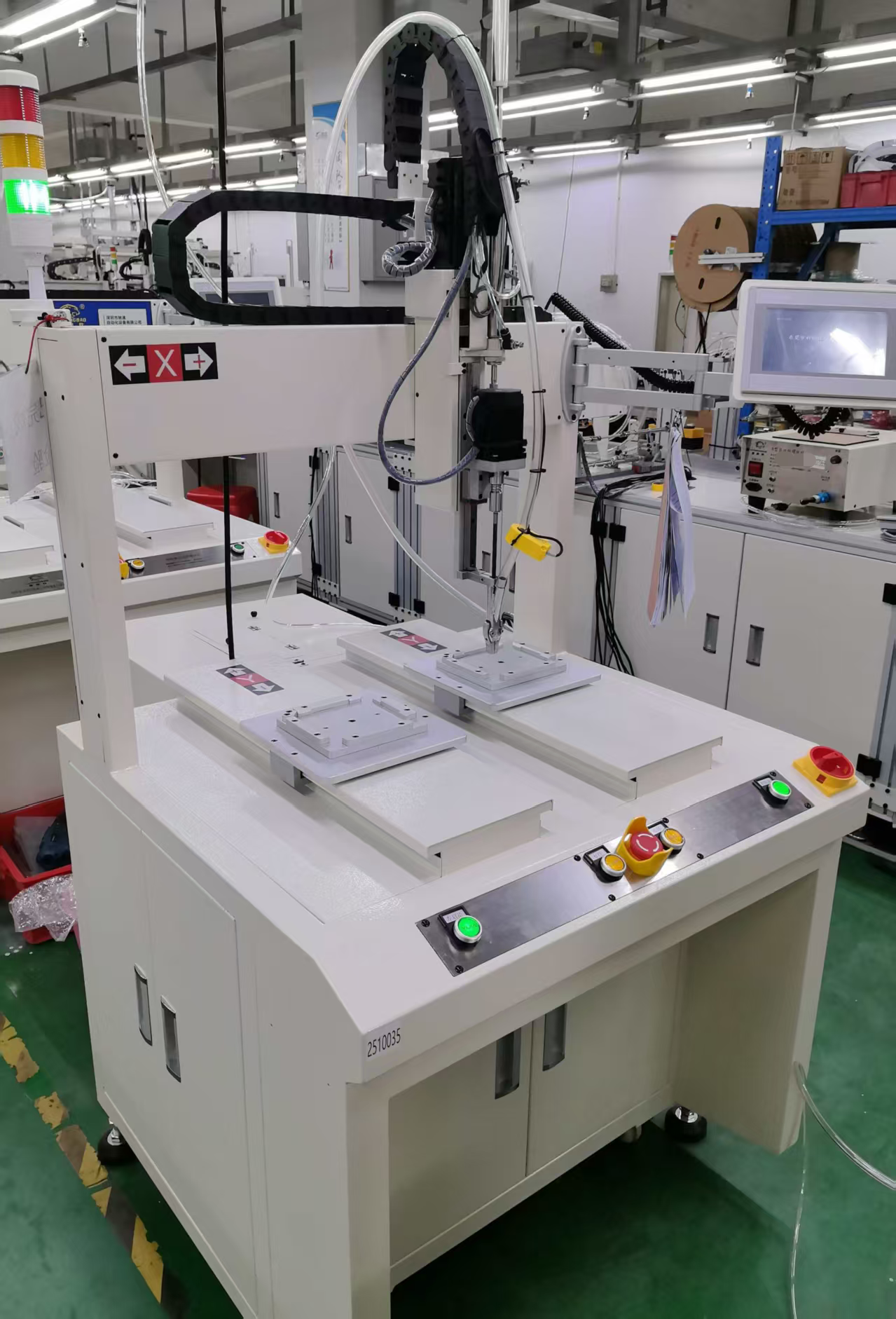 9ac83dddea25f272b00e0ef87b58fcfb.png 我們收獲的不僅是訂單,還有客戶的深切認可,送貨全自動螺絲機一臺