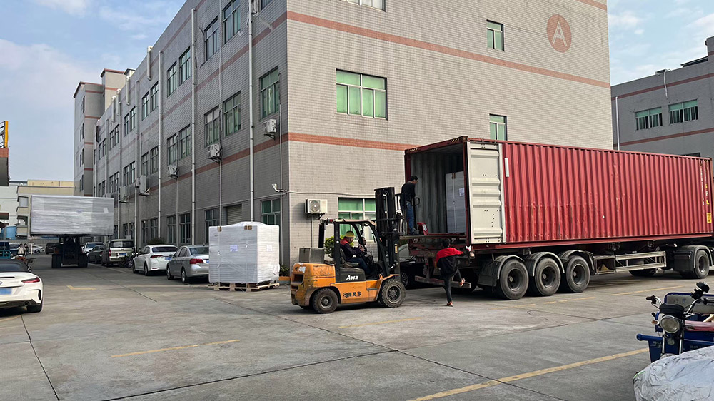 德瑞检测岁末发力!一批环境可靠性测试设备发运越南